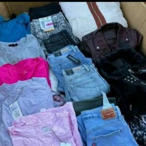 Lululemon Liquidation Pallets - Image 10